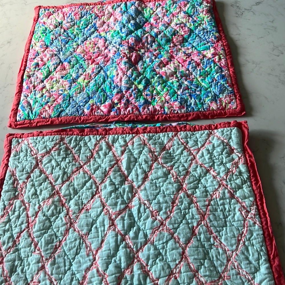 2 Lilly reversible shams